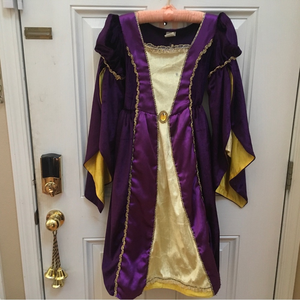 Girls Princess Dress Size 8/10 Rapunzel/Renaissance Play Halloween Costume